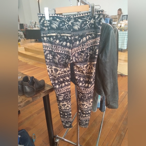 Teeki hotpants - Picture 2 of 3